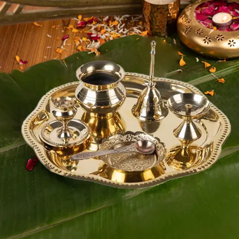 Brass cookware at Ramachandhraa Stores